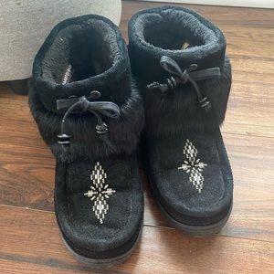 Black Manitobah Mukluks